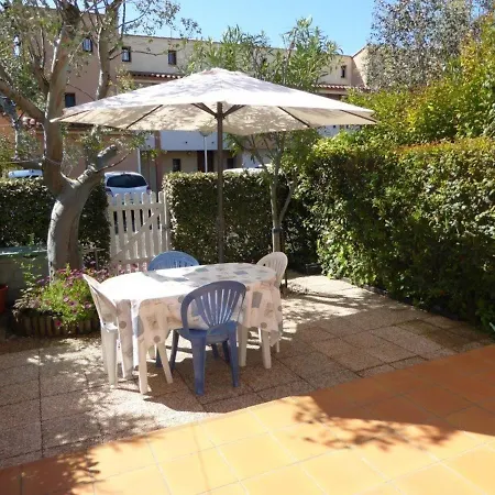アパート Avec Terrasse Ombragee, Proche Et Port, Parking Prive - Fr-1-723-83 *